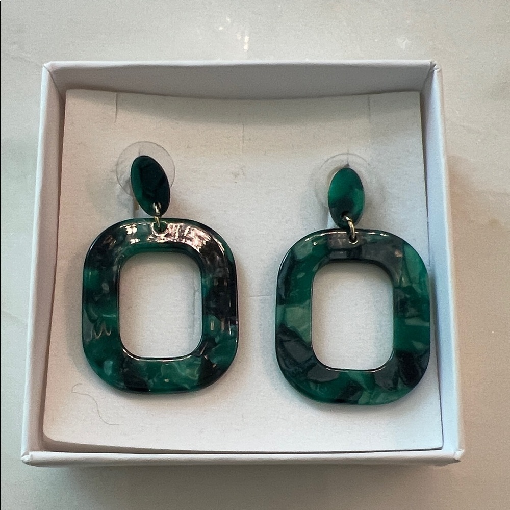 Long resin green earrings